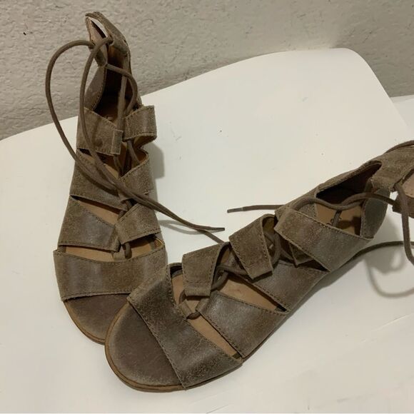 Lucky Brand shoes Tazu Lace Up Sandals leather size 7.5 - Picture 10 of 10